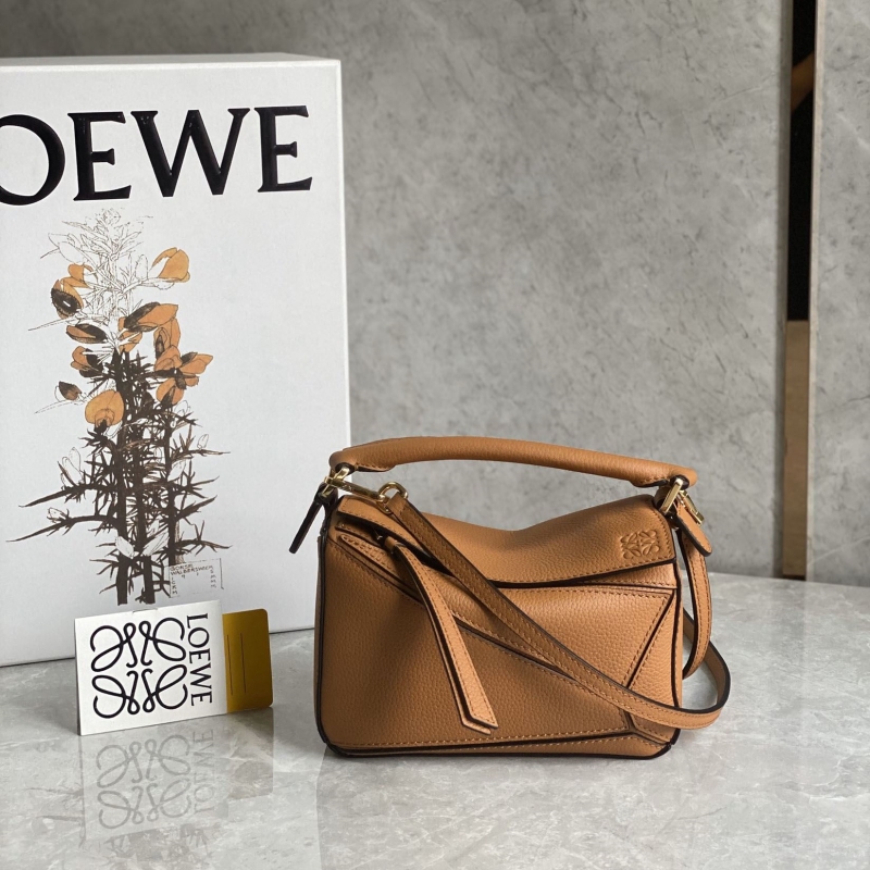 l*ew* handle bags